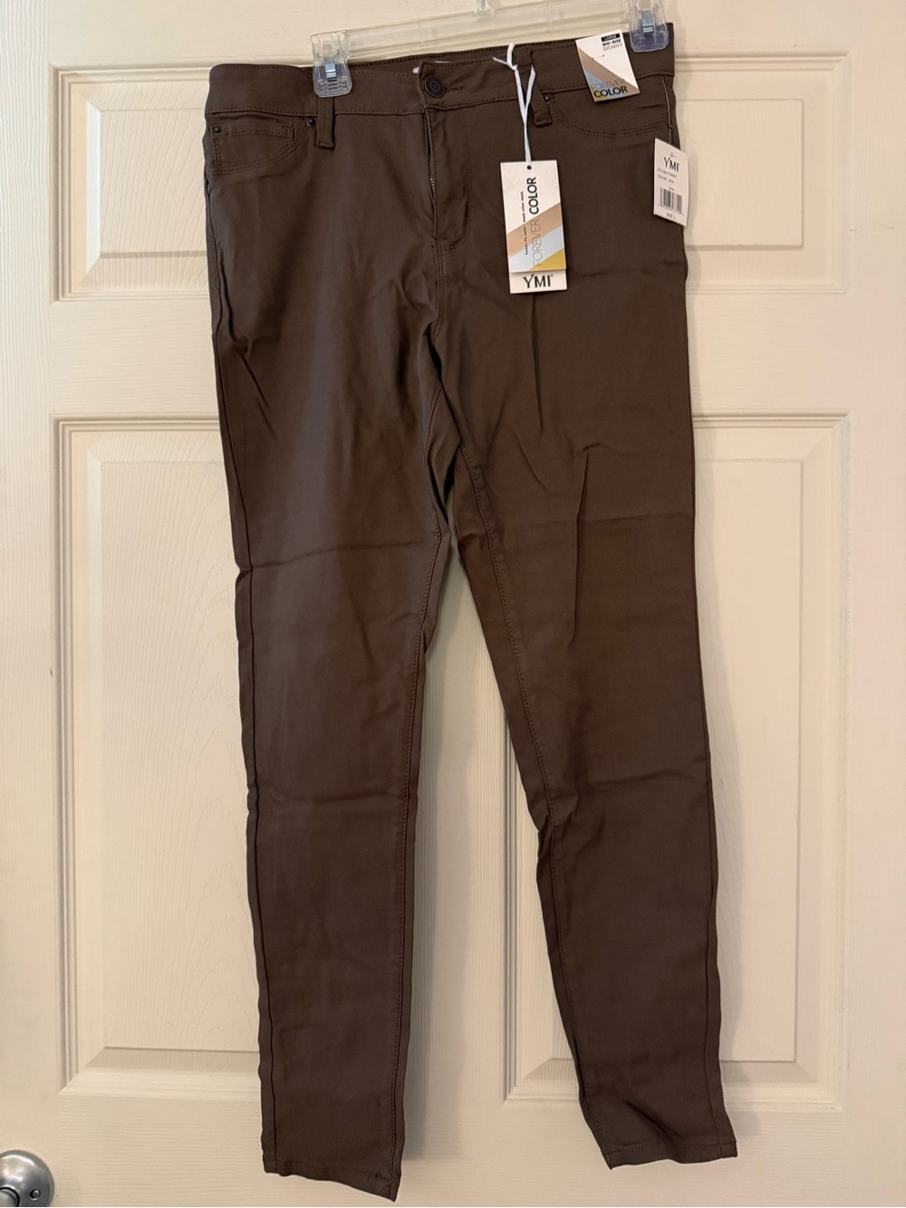 YMI Forever Color Java Brown Mid-Rise Skinny Pants | Size Large | NWT